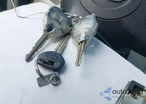 2006 Toyota Rav4 из США, поврежденный, VIN JTMBD33V265051114